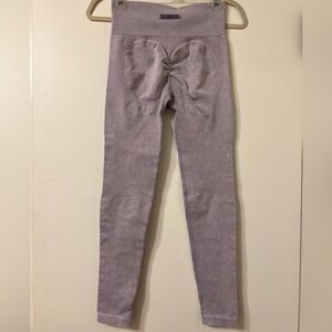 BO + TEE LILAC RIBBED CINCHED LEGGINGS ✨